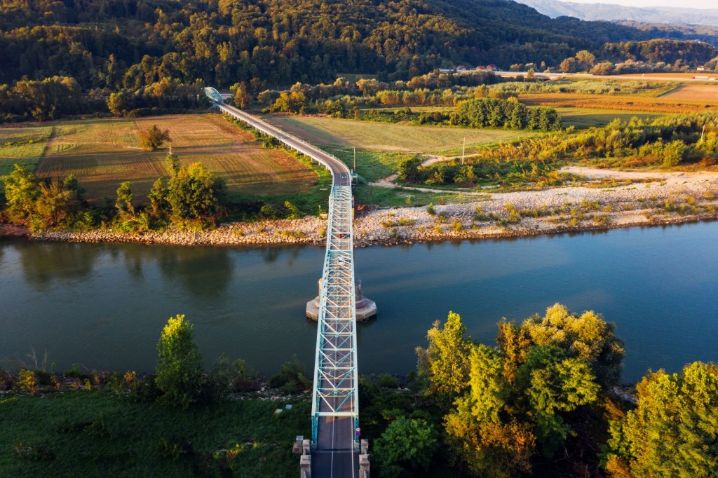 Cycling in Slovenia with views of river Sava
