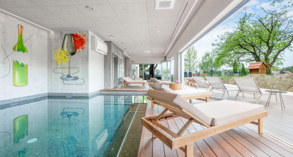 Wellness and pool at the Wine Paradise Glavinic