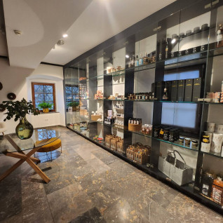 Boutique shop with local products inside Vila Bianca